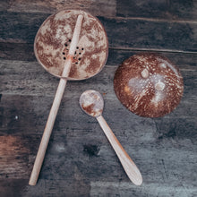Load image into Gallery viewer, Coconut Scoops and Bowl Set
